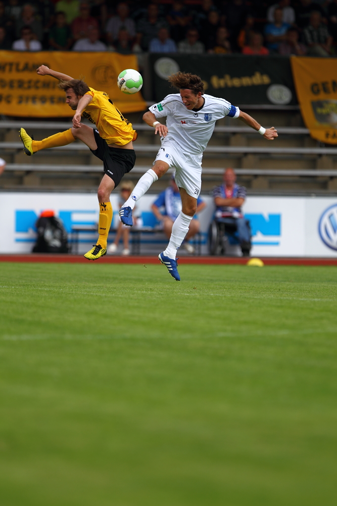 IMAGE: http://www.ogbamudu.de/web/media/potn/1DI40085.JPG