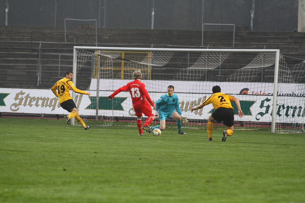 IMAGE: http://www.ogbamudu.de/web/media/potn/over%20the%20bar.JPG